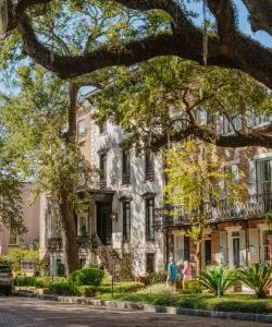 Красивый вид города Саванна, популярного среди наших пользователей