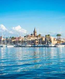 Ein schöner Blick auf Alghero