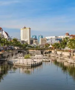 Pemandangan indah Jakarta (kota populer di kalangan para pengguna kami)
