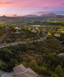 A beautiful view of Prescott serviced by Ernest A. Love Field Airport