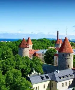 Et smukt billede af Tallinn, som ligger i nærheden af Lennart Meri Tallinn Lufthavn