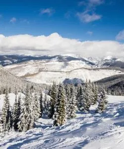 A beautiful view of Vail serviced by Eagle County Regional Airport.