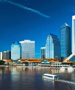 Kaunis näkymä kaupunkiin Jacksonville, jonka yhteydessä Jacksonvillen kansainvälinen lentokenttä sijaitsee