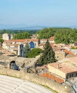 A beautiful view of Orange – a popular city among our users
