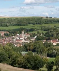 A beautiful view of Caudan – a popular city among our users