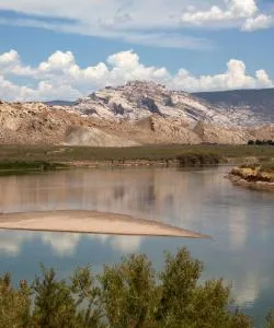 A beautiful view of Vernal – a popular city among our users