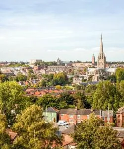 Ein schöner Blick auf Norwich, erreichbar über Flughafen Norwich
