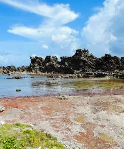 久米島空港からアクセスできる久米島町の美しい景色