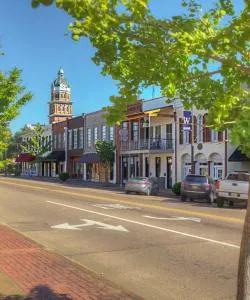 A beautiful view of Columbus serviced by Golden Triangle Regional Airport.
