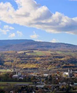 Una bonita panorámica de Baie-Saint-Paul, una ciudad popular entre nuestros usuarios