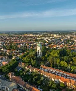 Όμορφη θέα του προορισμού Σζομπαθέλι