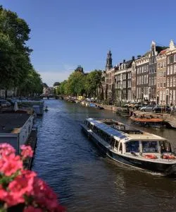 Krásný pohled na město Amsterdam