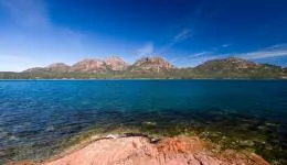 Coles Bay Mount Black Lodge Accommodation Tasmania