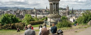 Cheap holidays in Edinburgh