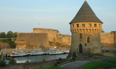 Flights from London to Brest