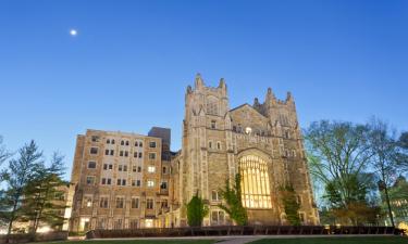 Hotels with Pools in Ann Arbor