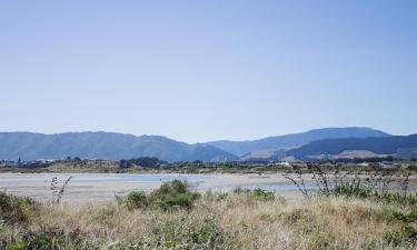 Cheap vacations in Paraparaumu