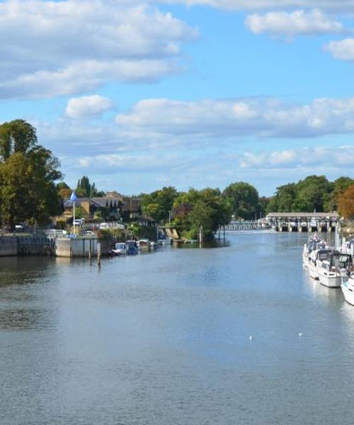 Ein schöner Blick auf East Molesey