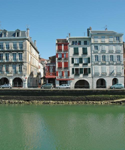 Ein schöner Blick auf Bayonne