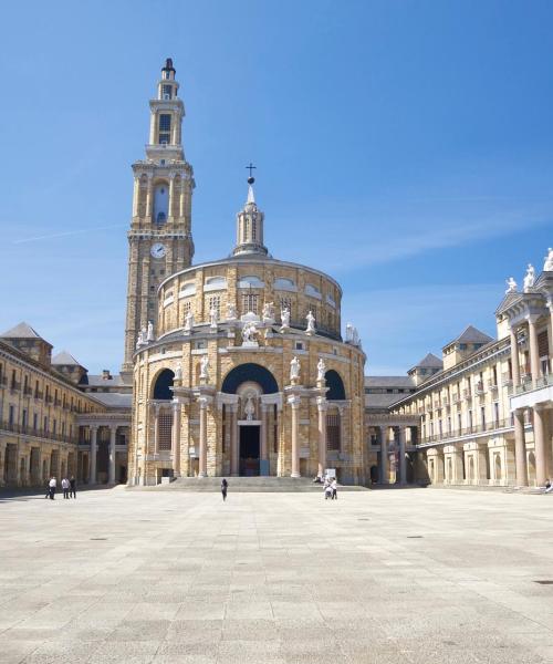 Piękny widok na miasto Gijón