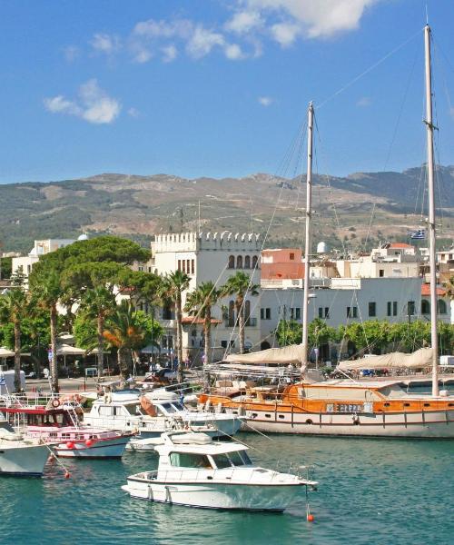 Uma linda vista de: Cidade de Kos. Essa cidade é atendida pelo Aeroporto Internacional de Kos