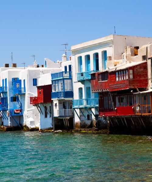 Una bonita panorámica de Mykonos ciudad, una ciudad popular entre nuestros usuarios