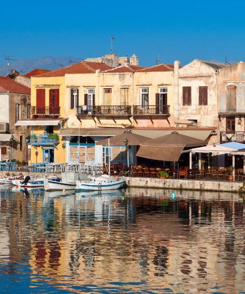 Krásný pohled na město Réthymno