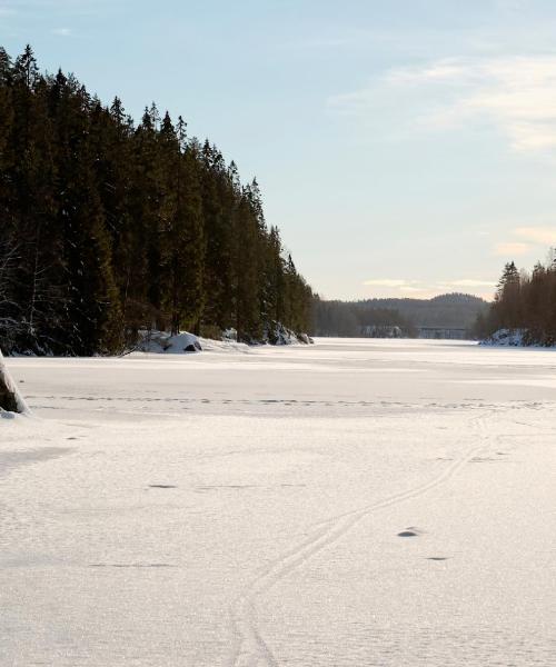 Krásný pohled na město Ski