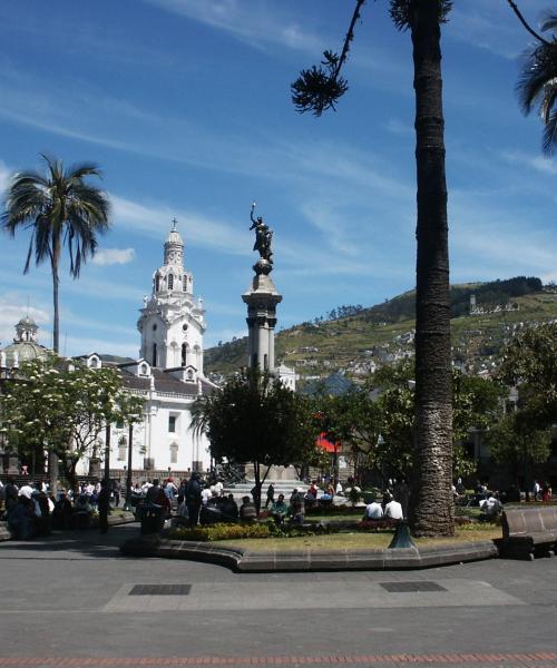Krásný pohled na město Quito
