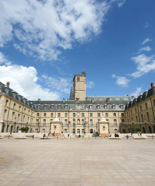 Una hermosa vista de Dijon