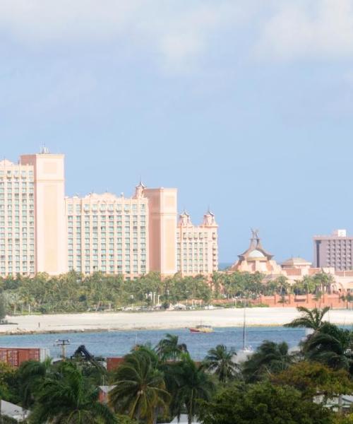 A beautiful view of Nassau serviced by Lynden Pindling International Airport