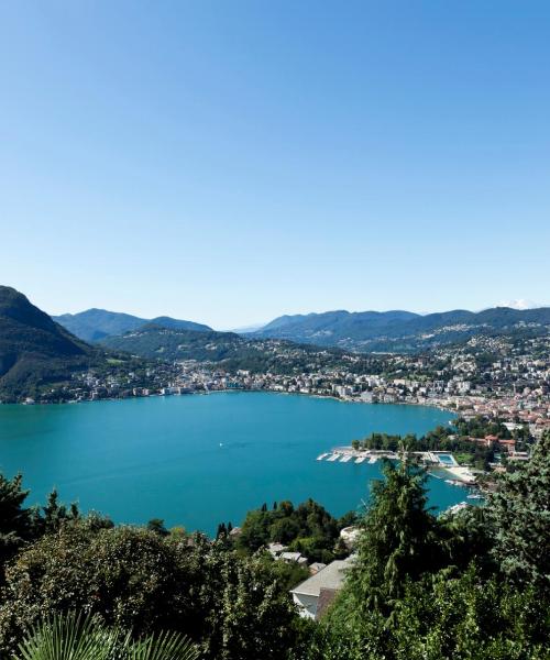 Ein schöner Blick auf Lugano