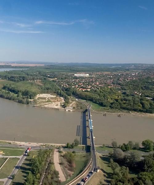 Krásný pohled na město Petrovec