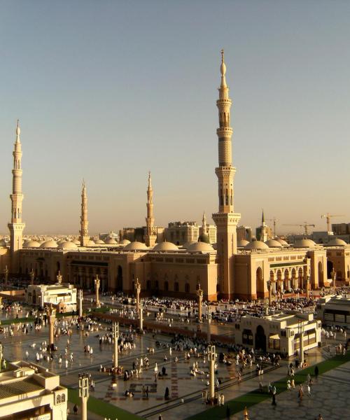 A beautiful view of Al Madinah serviced by Prince Mohammad bin Abdulaziz International Airport.