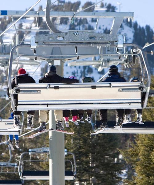 A beautiful view of Mammoth Lakes.