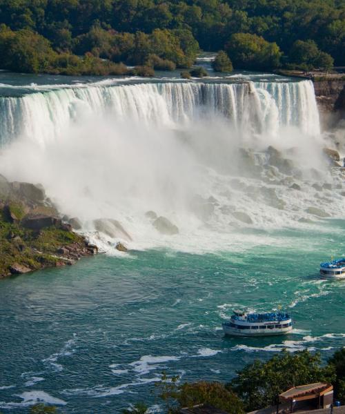 A beautiful view of Niagara Falls