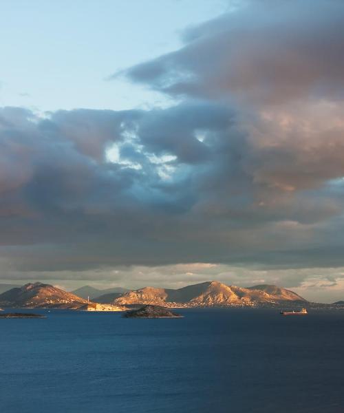 Una bellissima vista di Salamina