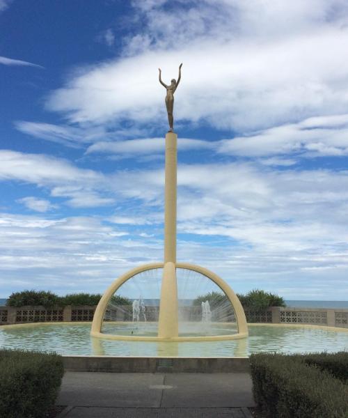 Krásny pohľad na mesto Napier, v blízkosti ktorého sa nachádza Hawke's Bay Airport