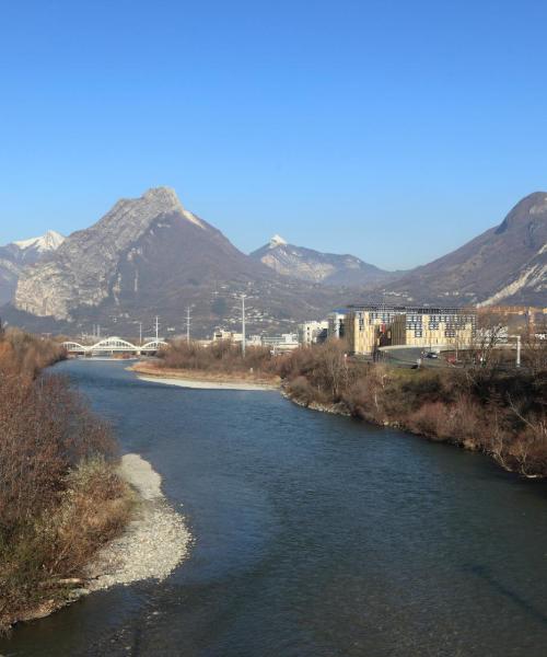 Čudovit pogled na mesto Fontaine