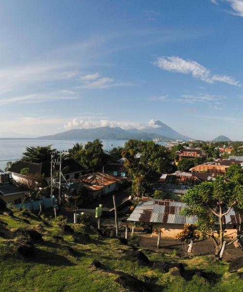 Krásny pohľad na mesto Ternate