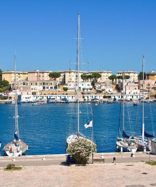 Una bonita panorámica de Brindisi