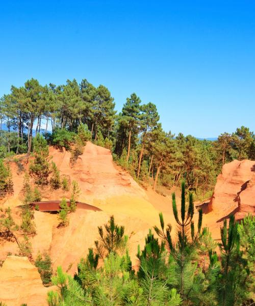 Una bonita panorámica de Pertuis