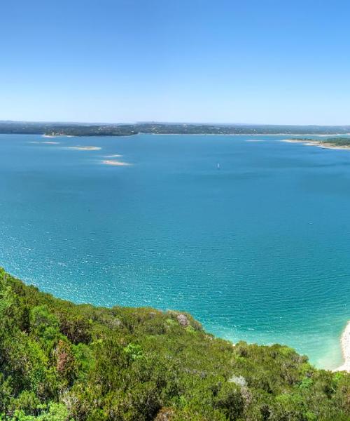 Lakeway şehrinden güzel bir manzara