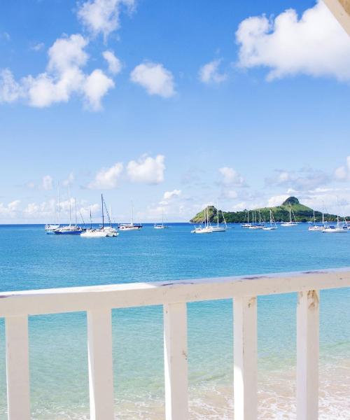 Krásný pohled na město Gros Islet