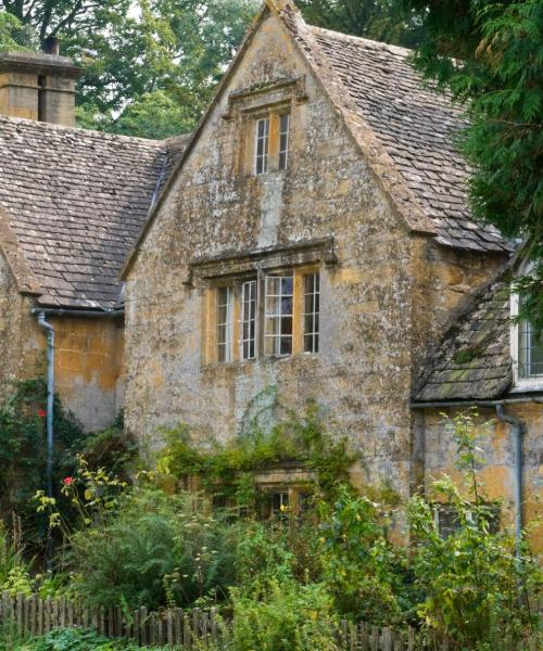 A beautiful view of Stonehouse – a popular city among our users
