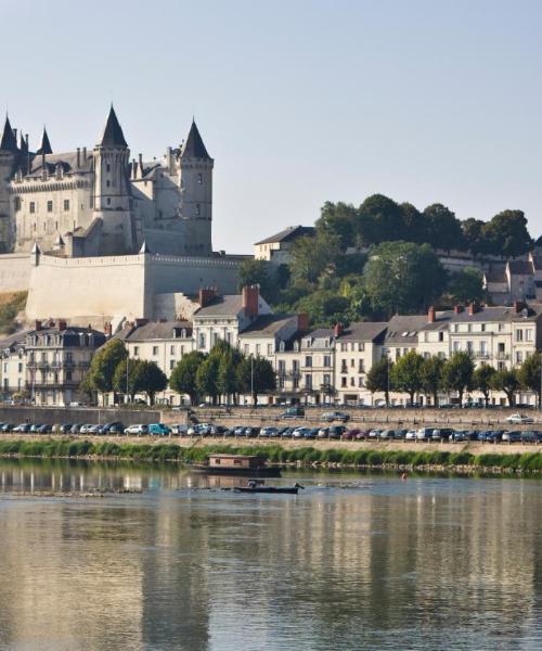 Uma linda vista de: Saumur