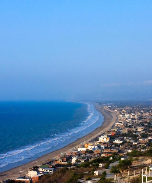 Una panoràmica bonica de Manta, una ciutat popular entre els nostres usuaris
