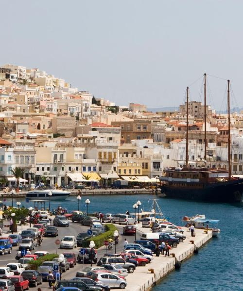 A beautiful view of Ermoupoli serviced by Syros Island National Airport.