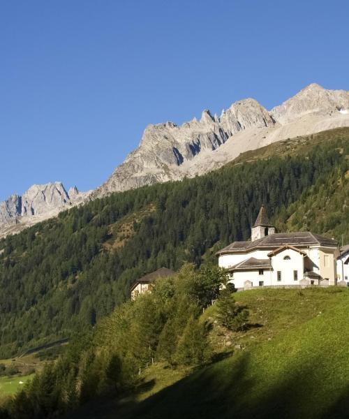 Airolo şehrinden güzel bir manzara