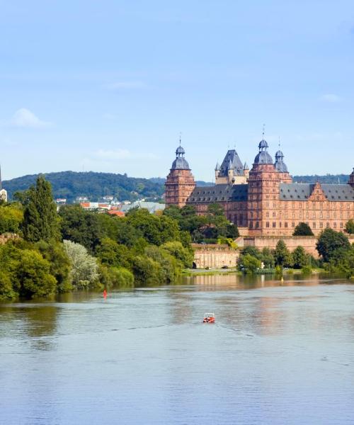 Krásný pohled na město Aschaffenburg